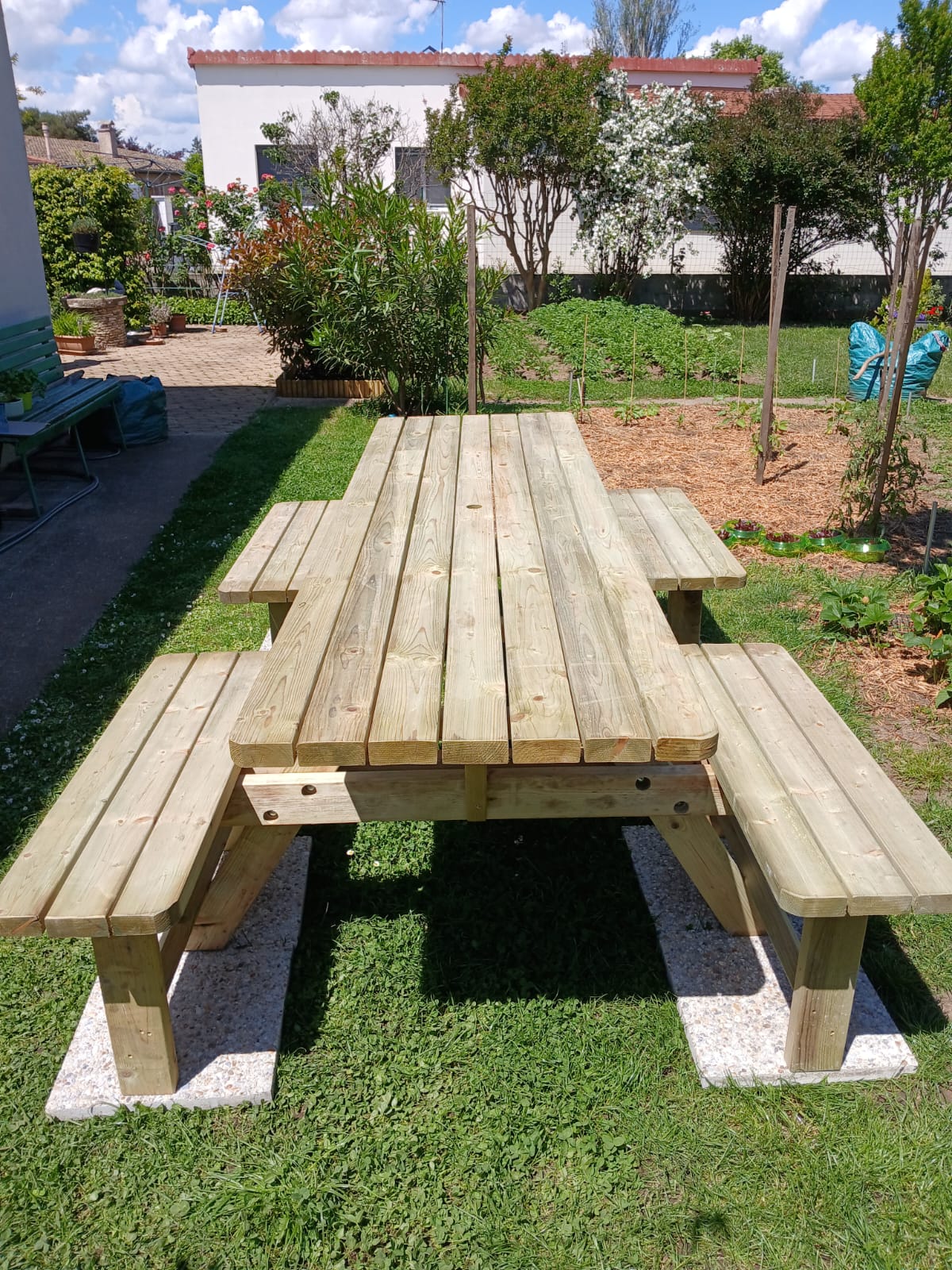 Table de pique-nique 240 cm confort KING ® (version extra robuste) / 4 cm d'épaisseur