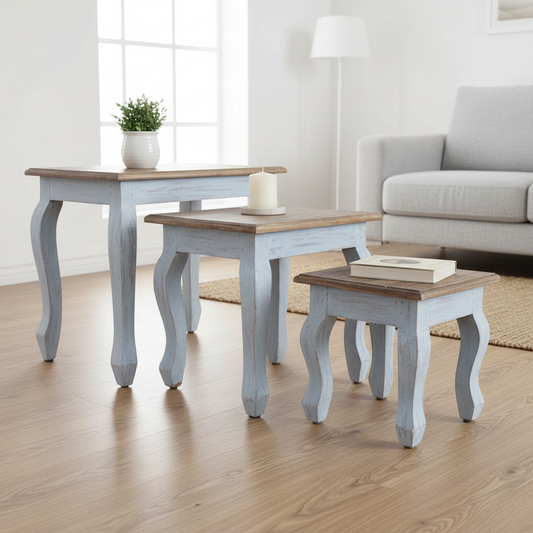 Alle 3 tafels in Scandinavische woonkamer