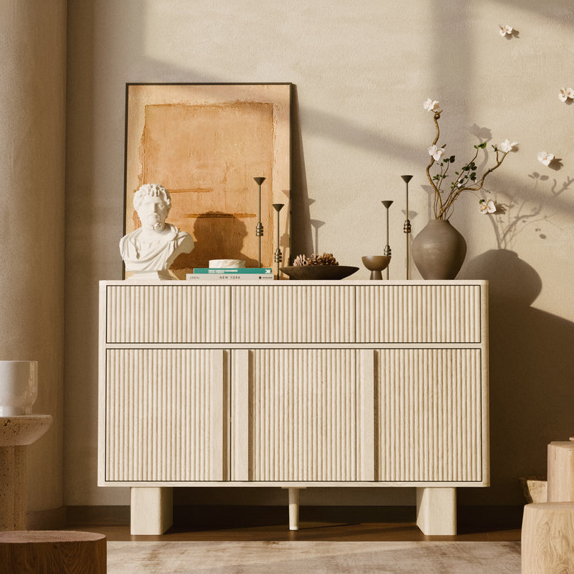 Modern Sideboard with 3 Drawers and 3 Doors