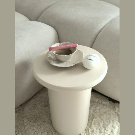Liora paddenstoel-bijzettafel – mat crème, Ø30 × 40 cm — E-woodproducts