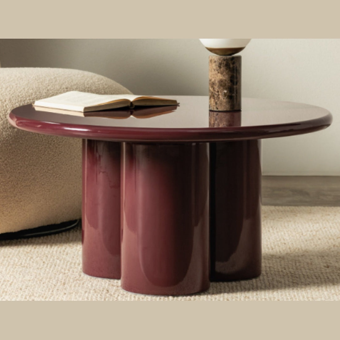 Liora salontafel – hoogglans met klaverbladvoet, Ø80 × 35 cm — E-woodproducts