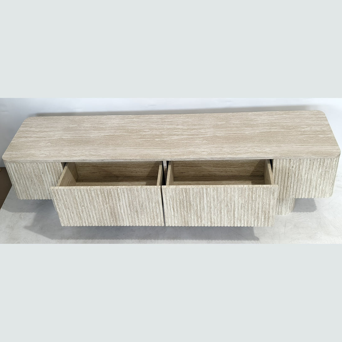 Travertino tv-meubel – travertijnlook met ribbelfront, 160 × 40 × 40 cm — E-woodproducts