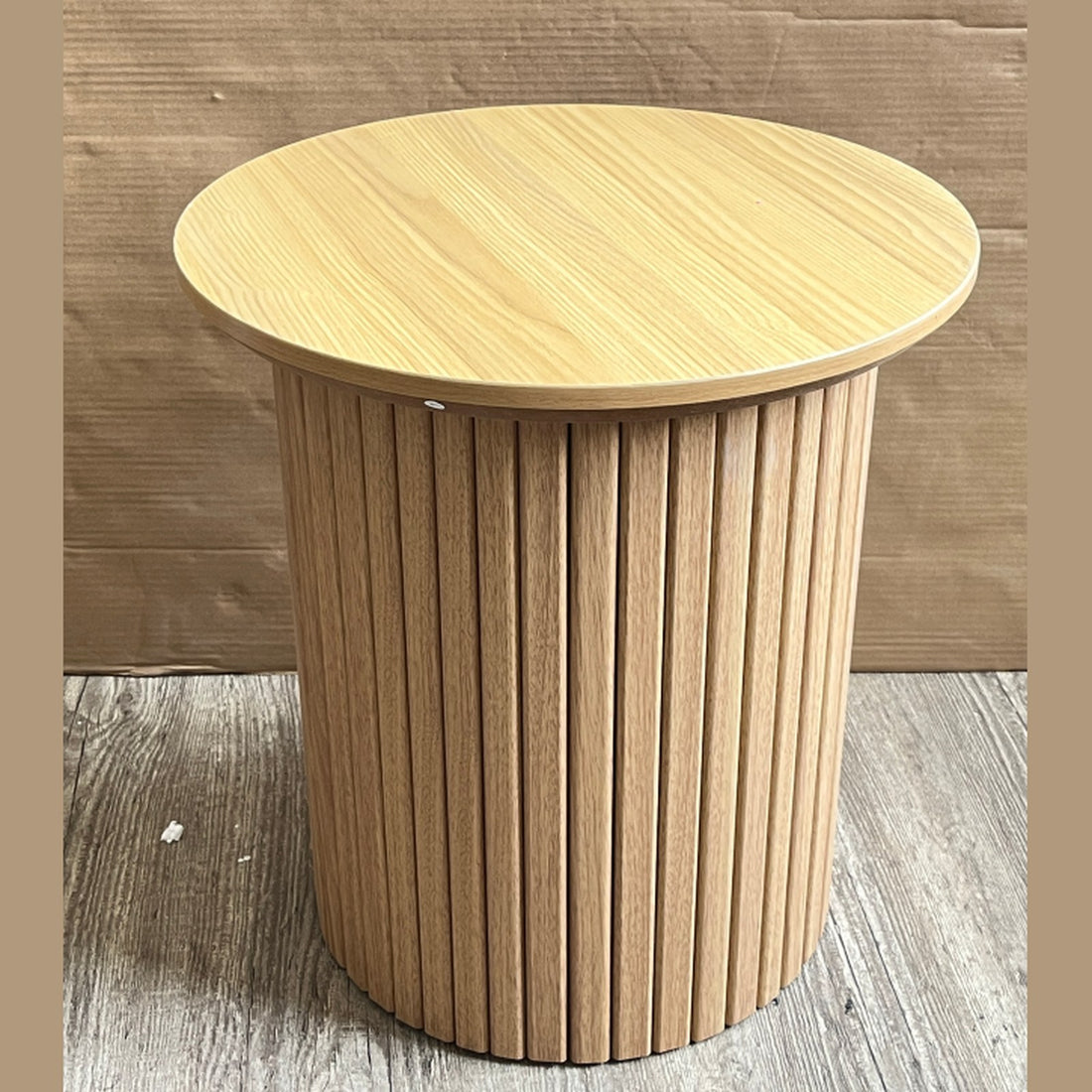 Ribbel salontafel rond – eikenlook met verticale ribbels, in 2 maten — E-woodproducts
