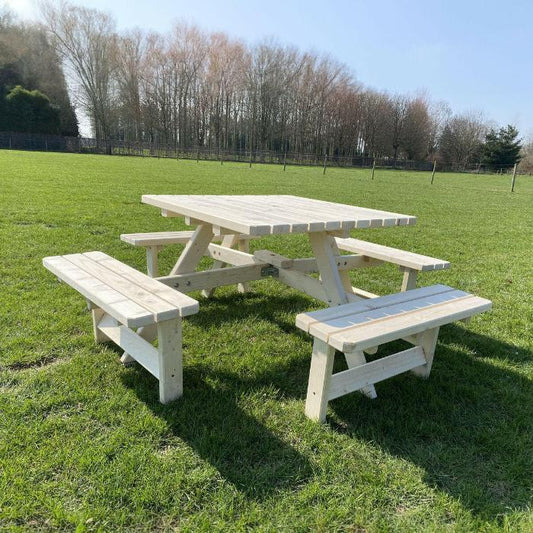 Ruime vierkante picknicktafel voor 8 personen - Natuurlijk hout