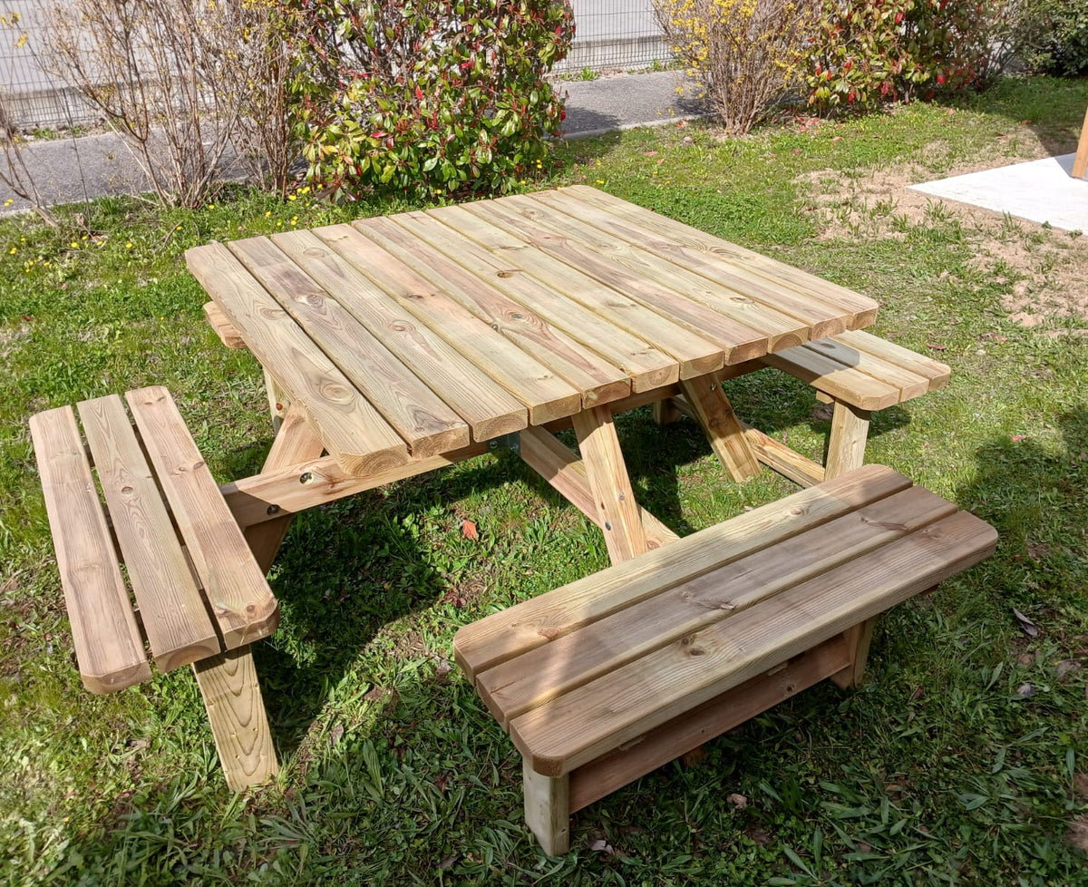 Picknicktafel vierkant 200 cm x 200 cm KING ® / 4cm dikte