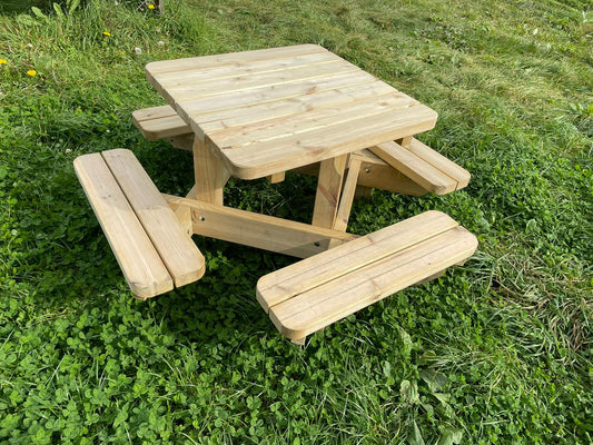 Table de pique-nique carrée pour enfants KING ® (125 x 125 cm)