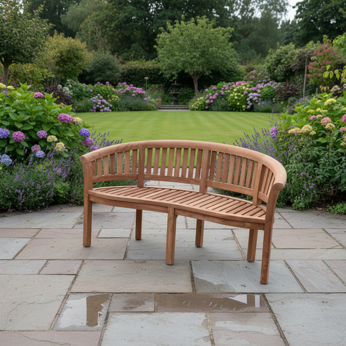 Teak Banana Bench – Tekora (160 cm) | Volledig handgemaakt & gemonteerd geleverd