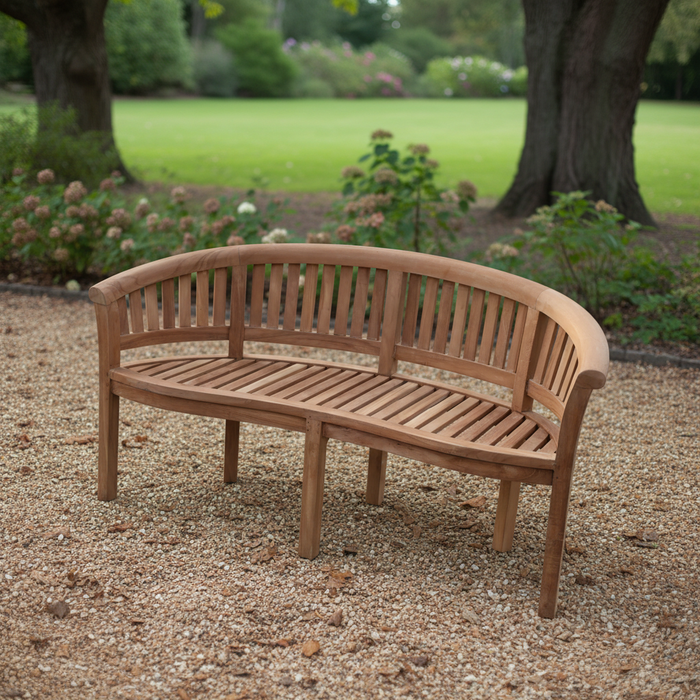 Teak Banana Bench – Tekora (160 cm) | Volledig handgemaakt & gemonteerd geleverd