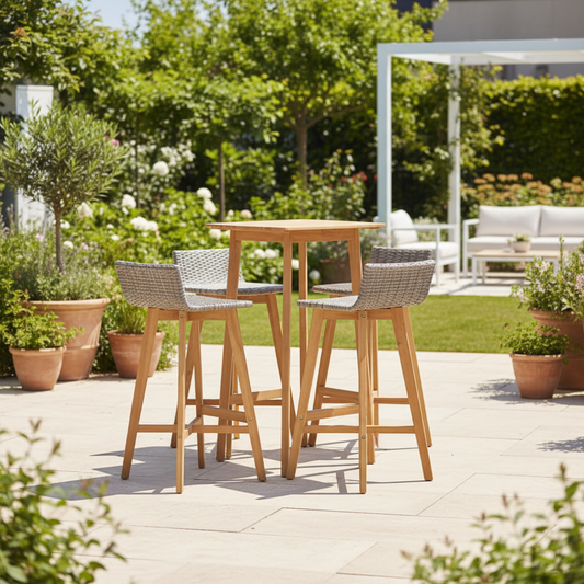 Bartafelset met 4 stoelen in ruime tuin