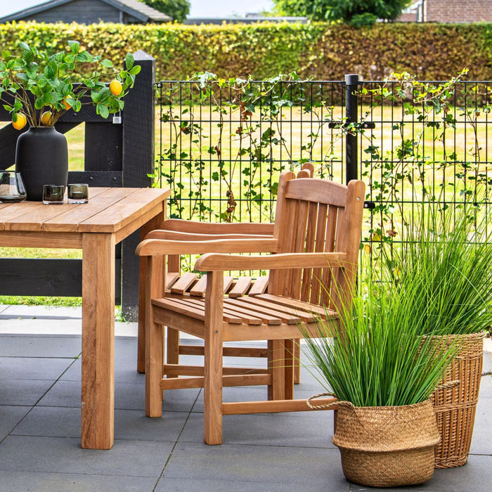 Garden chairs in Teak Wood