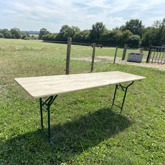 Biertafel 220 x 70 cm KING Modern design – op een grasveld