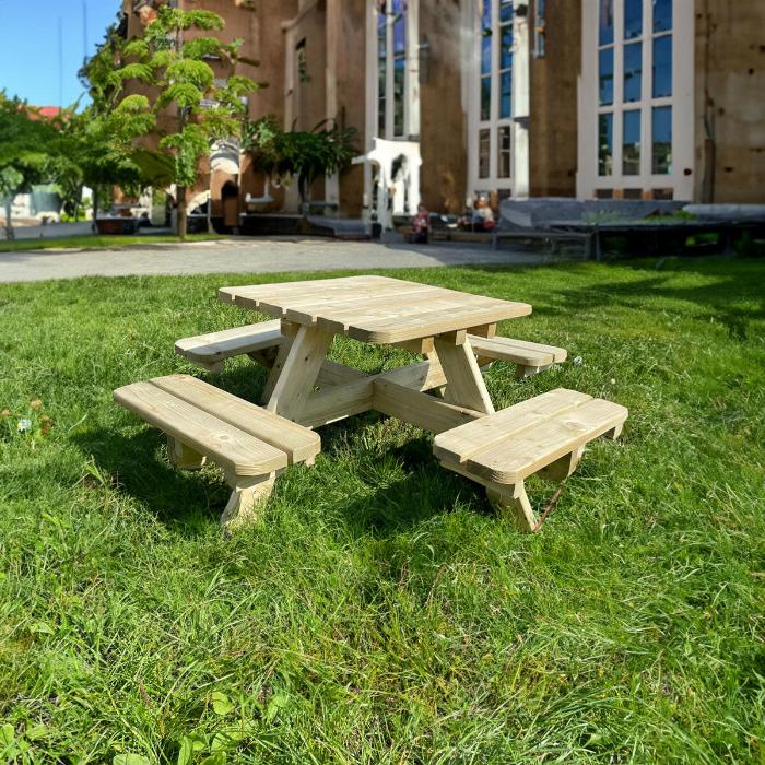 KING ® Vierkante Picknicktafel voor Kleuters (ECO)