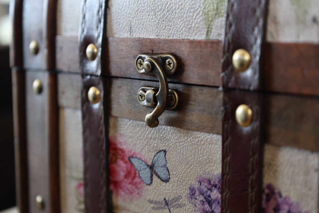 Vintage houten sieradendoos met bloemenmotief en handvat – 26 x 18 x 17 cm – foto 14
