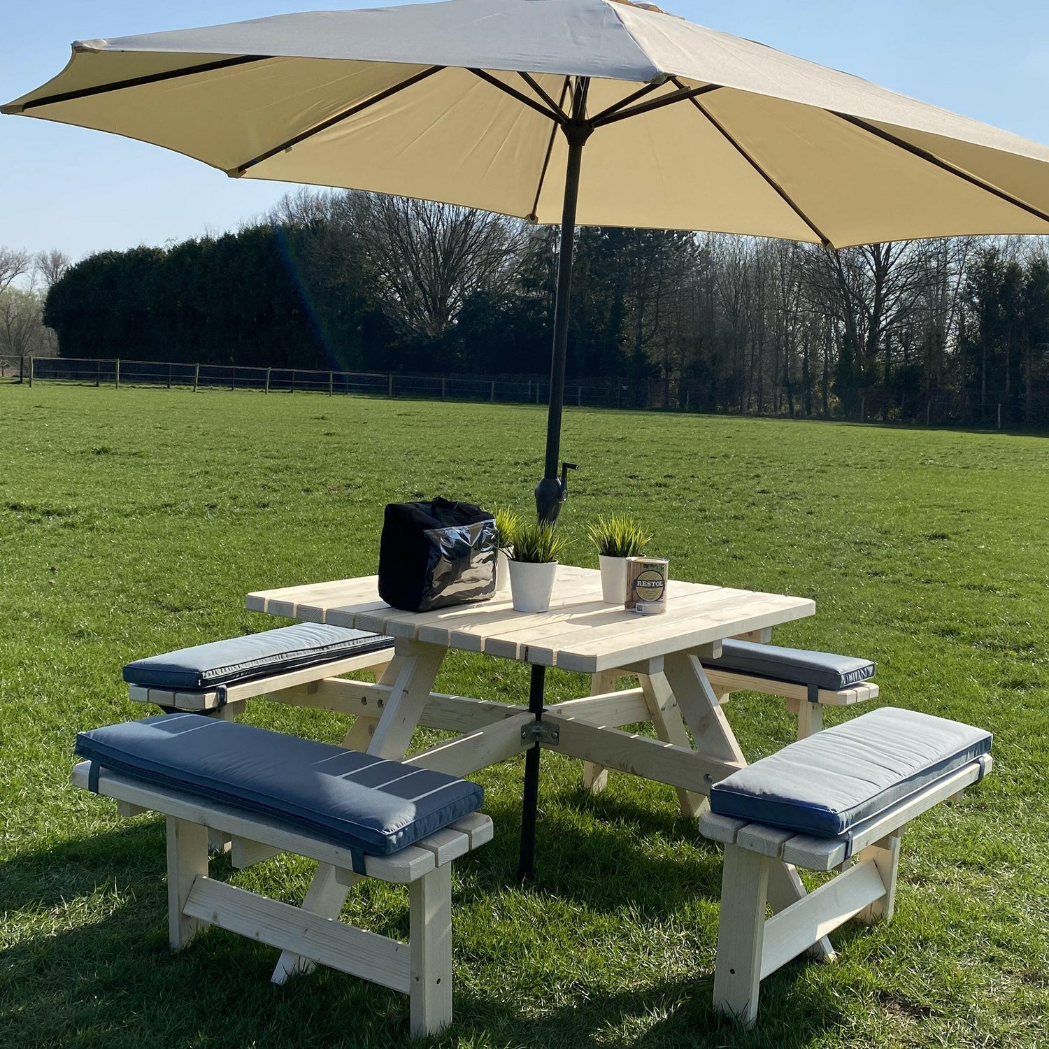 Picknicktafel kussen antraciet 96cm.