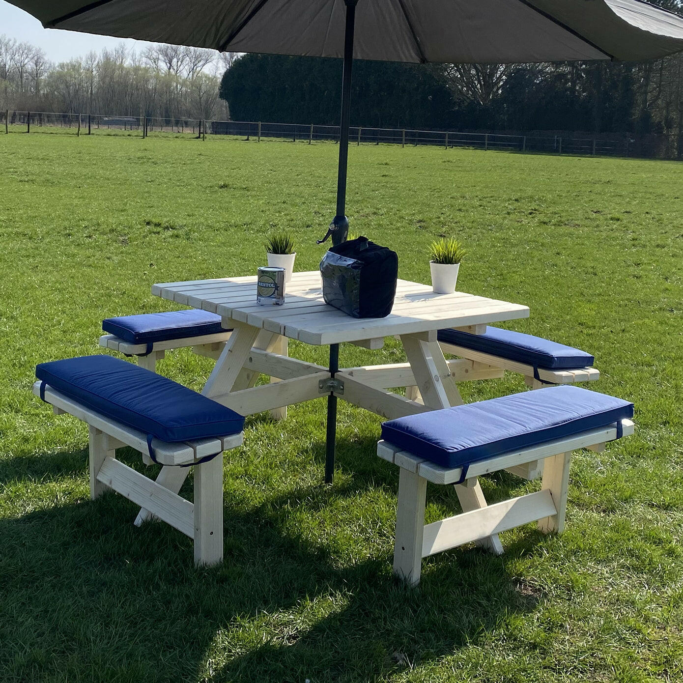Picknicktafel kussen marine blauw 57cm.