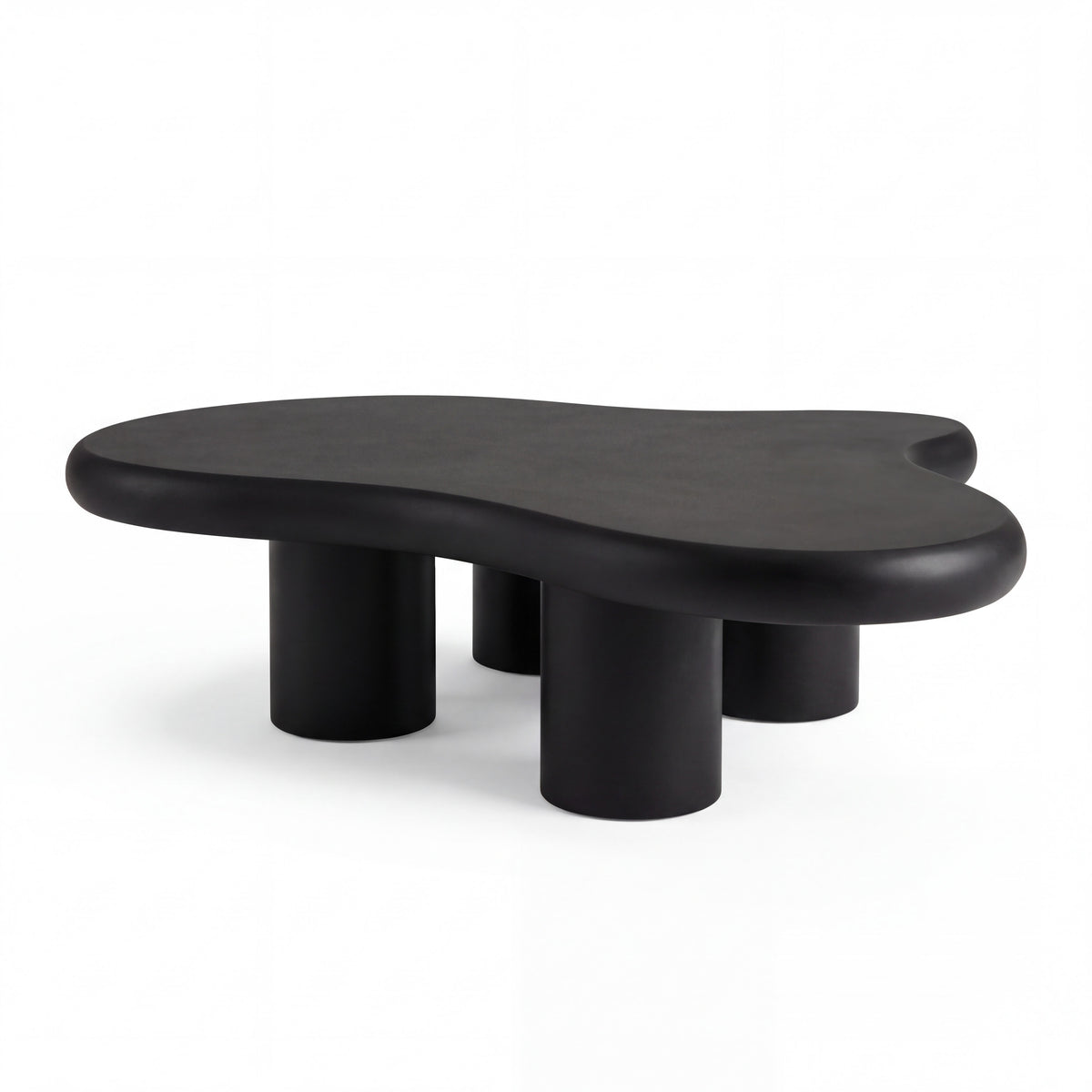 Liora Flow salontafel 100 × 69 × 30 cm in zwart, organische wolkvorm op vier ronde poten, op witte achtergrond