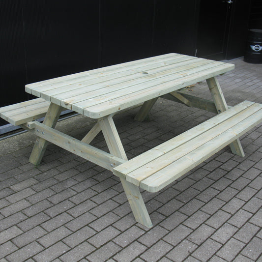 Picknicktafel 200 cm royal KING: de hele tafel op klinkers