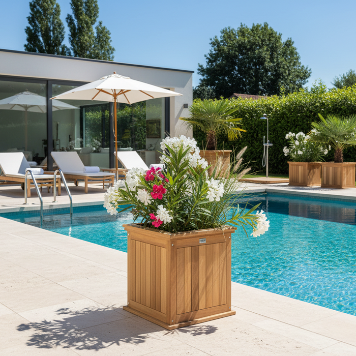 Wooden flower boxes & Plant boxes