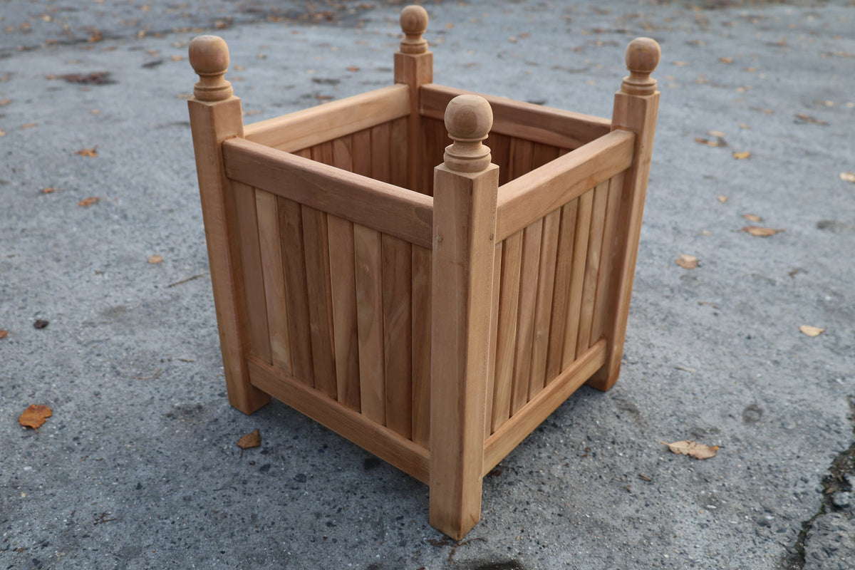 Teak bloembak vierkant middel, 47 × 47 cm, met bolornament