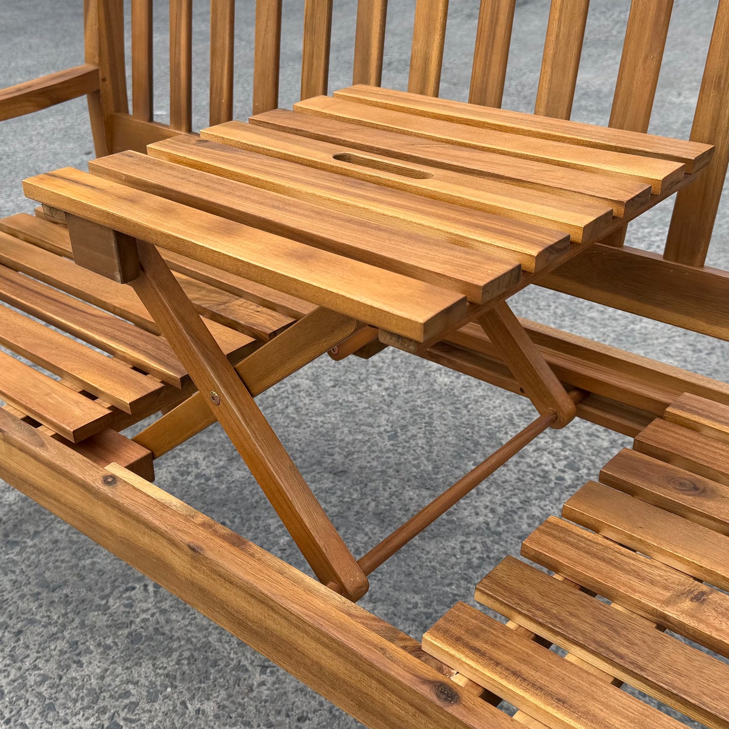 Hardhouten tuinbank Belloro – houten tuinbank met klaptafel