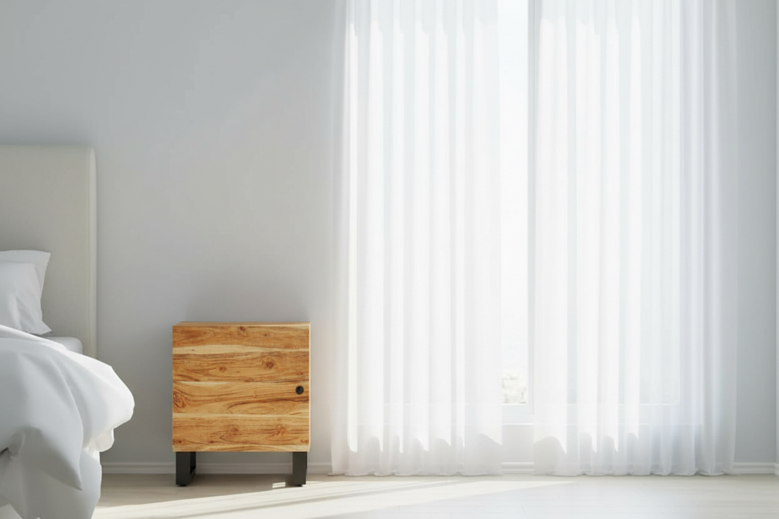 Ultra minimalistische witte slaapkamer