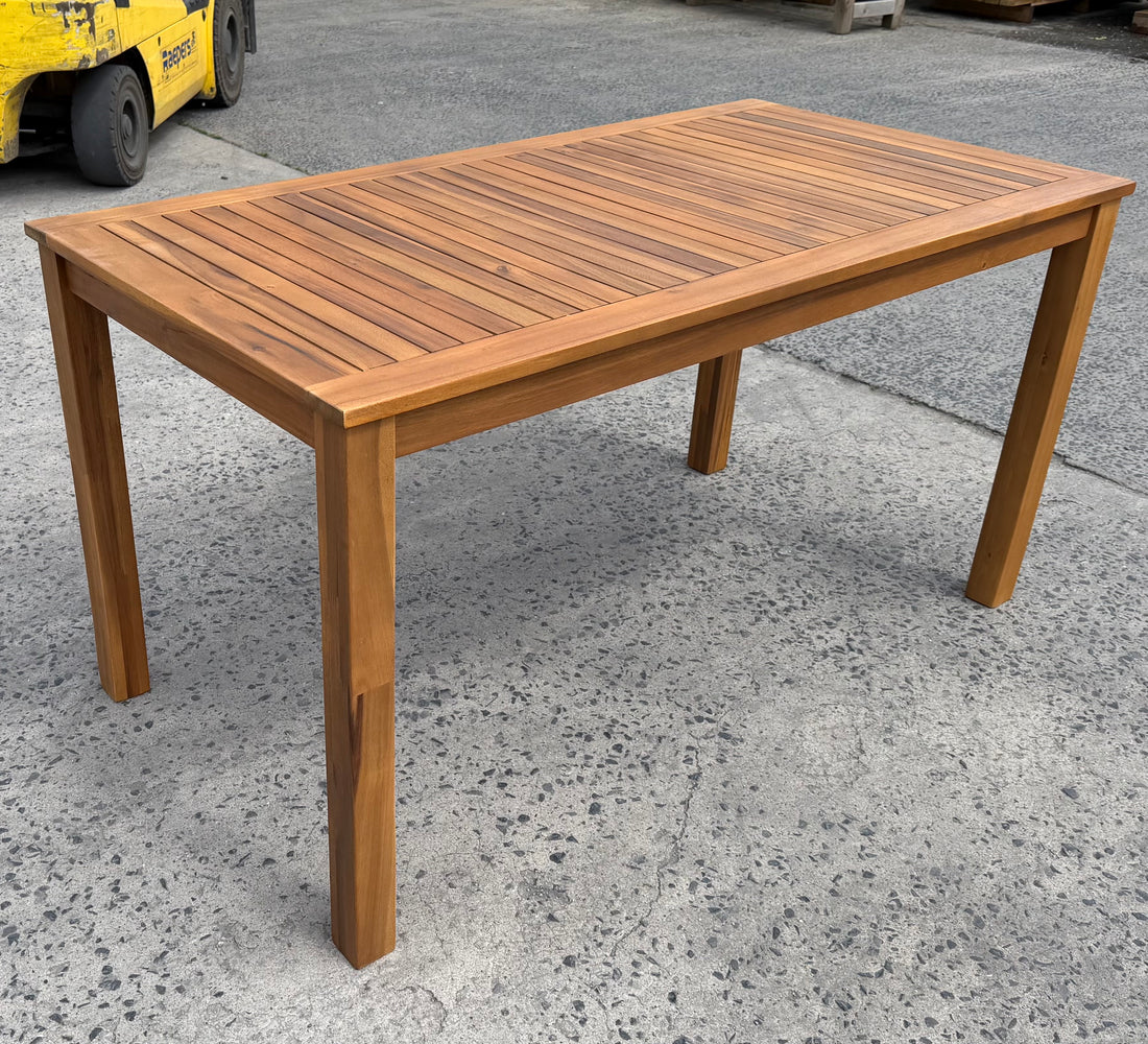 Hardhouten tuintafel 144 x 75 cm – Acacia