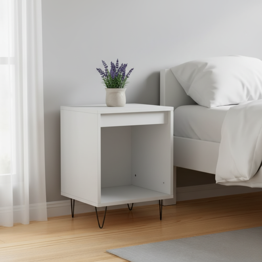 Wit nachtkastje in moderne slaapkamer