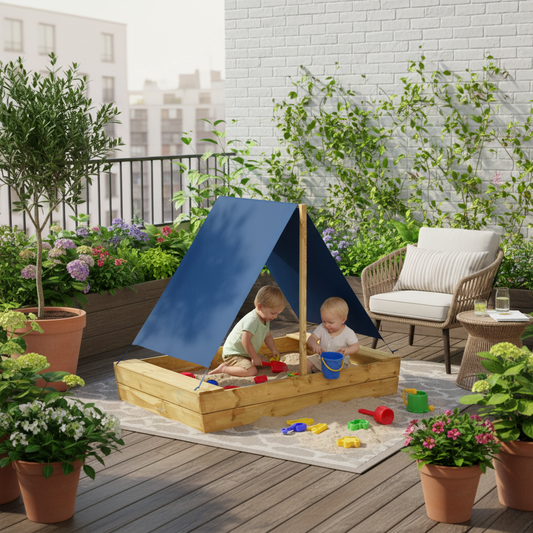 Zandbak in kleine stadstuin